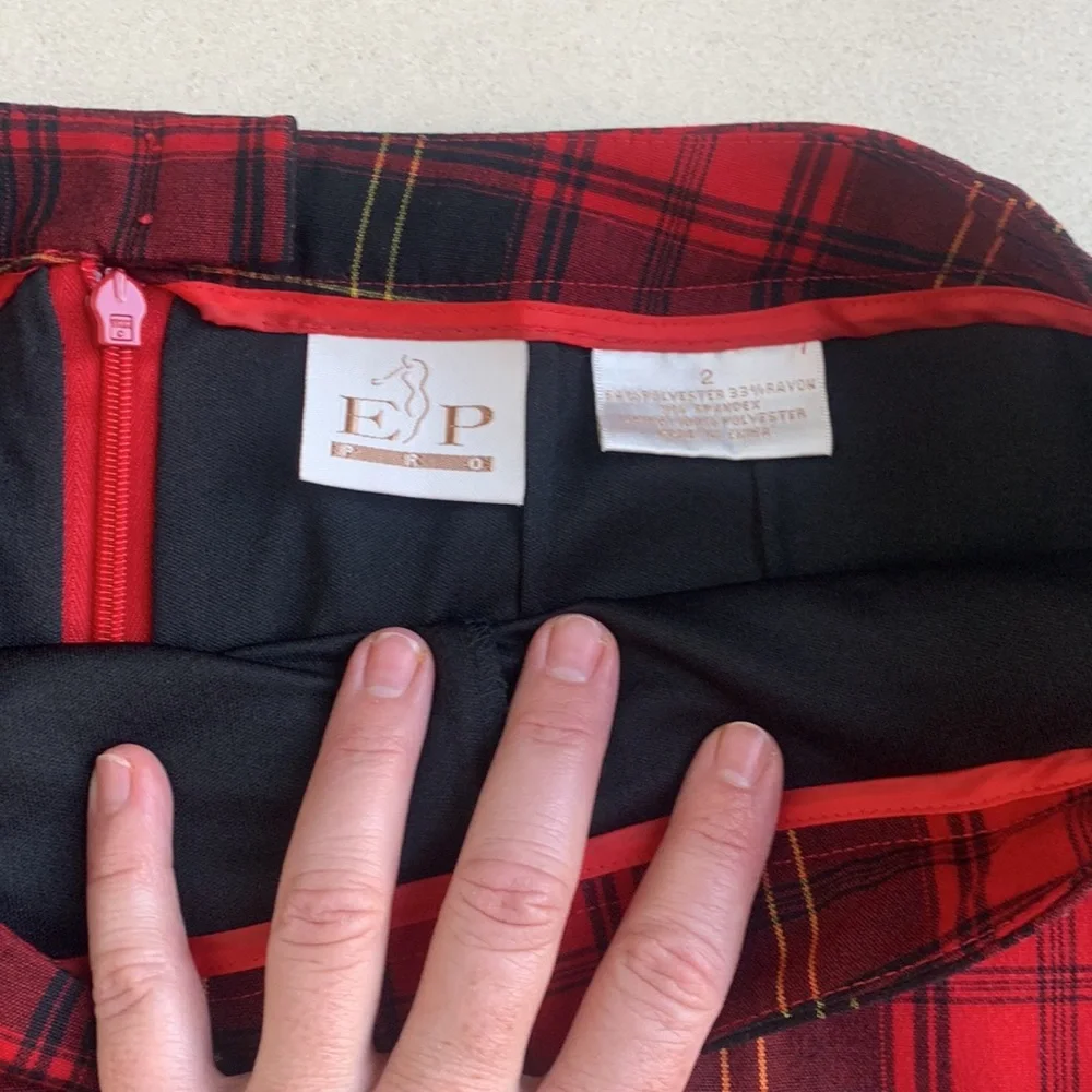 Red and Black Plaid golf skirt EP Pro Size 2 - Picture 4 of 7
